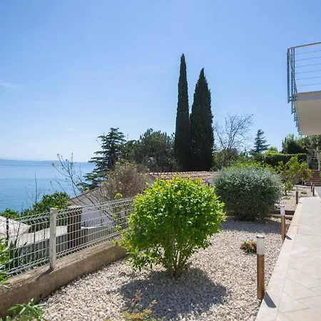 Apartments Riva Mare Sveta Marina Exterior photo