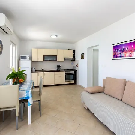 Apartments Riva Mare Sveta Marina Exterior photo