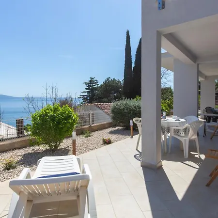 Apartments Riva Mare Sveta Marina Exterior photo